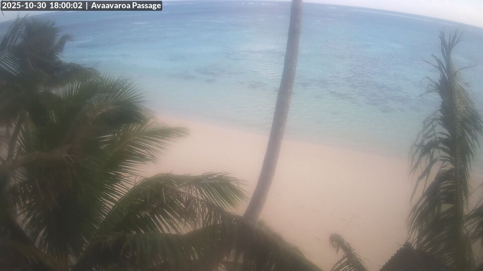 6:00 PM @ Avaavaroa Beach